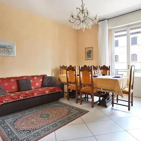 House Statuto Apartamento *